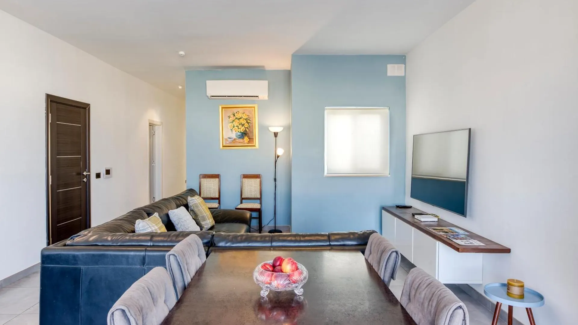 Annitchka Mansions - Penthouse In Central Malta Birkirkara Apartment
