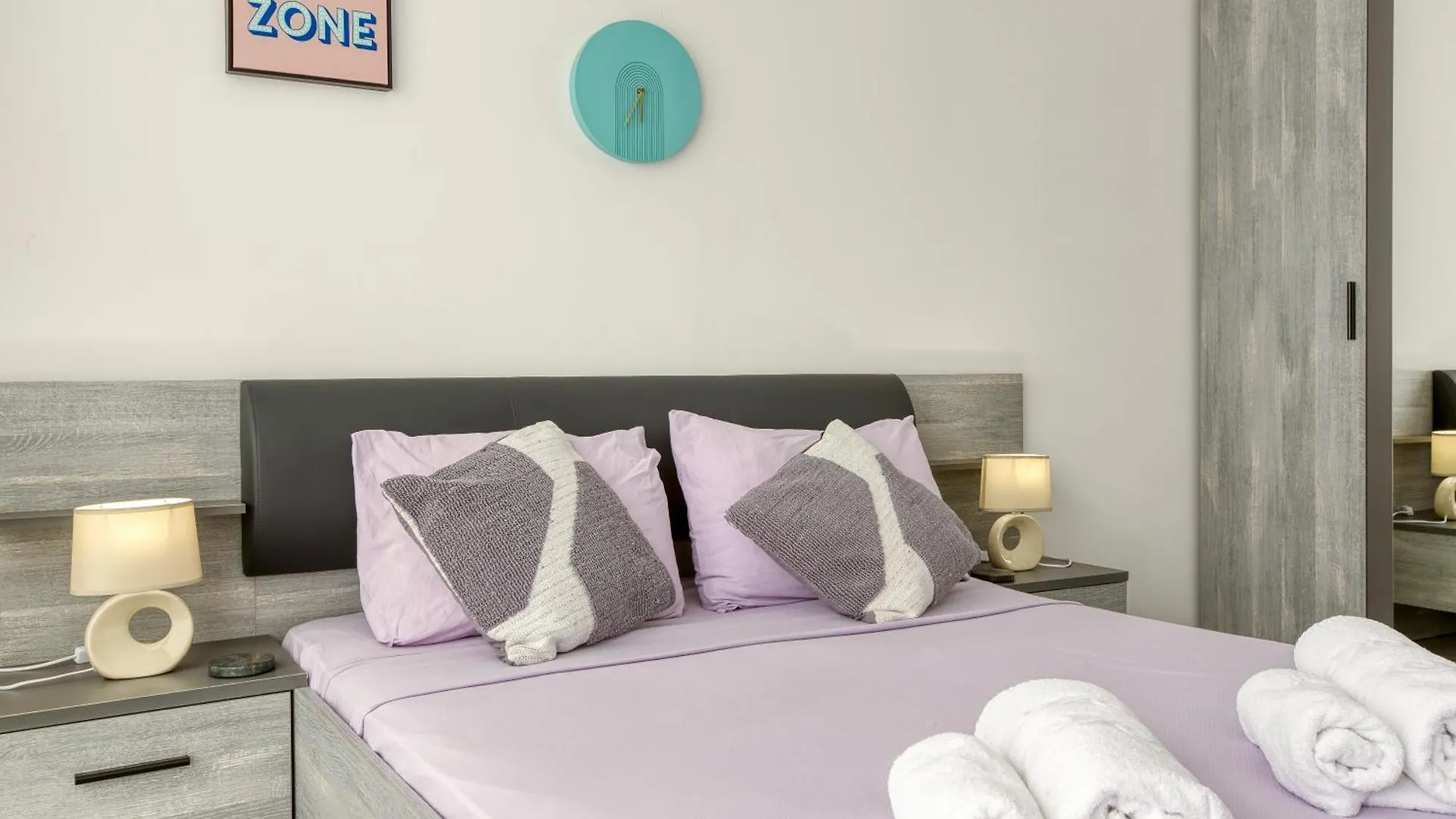 Annitchka Mansions - Penthouse In Central Malta Birkirkara Apartment