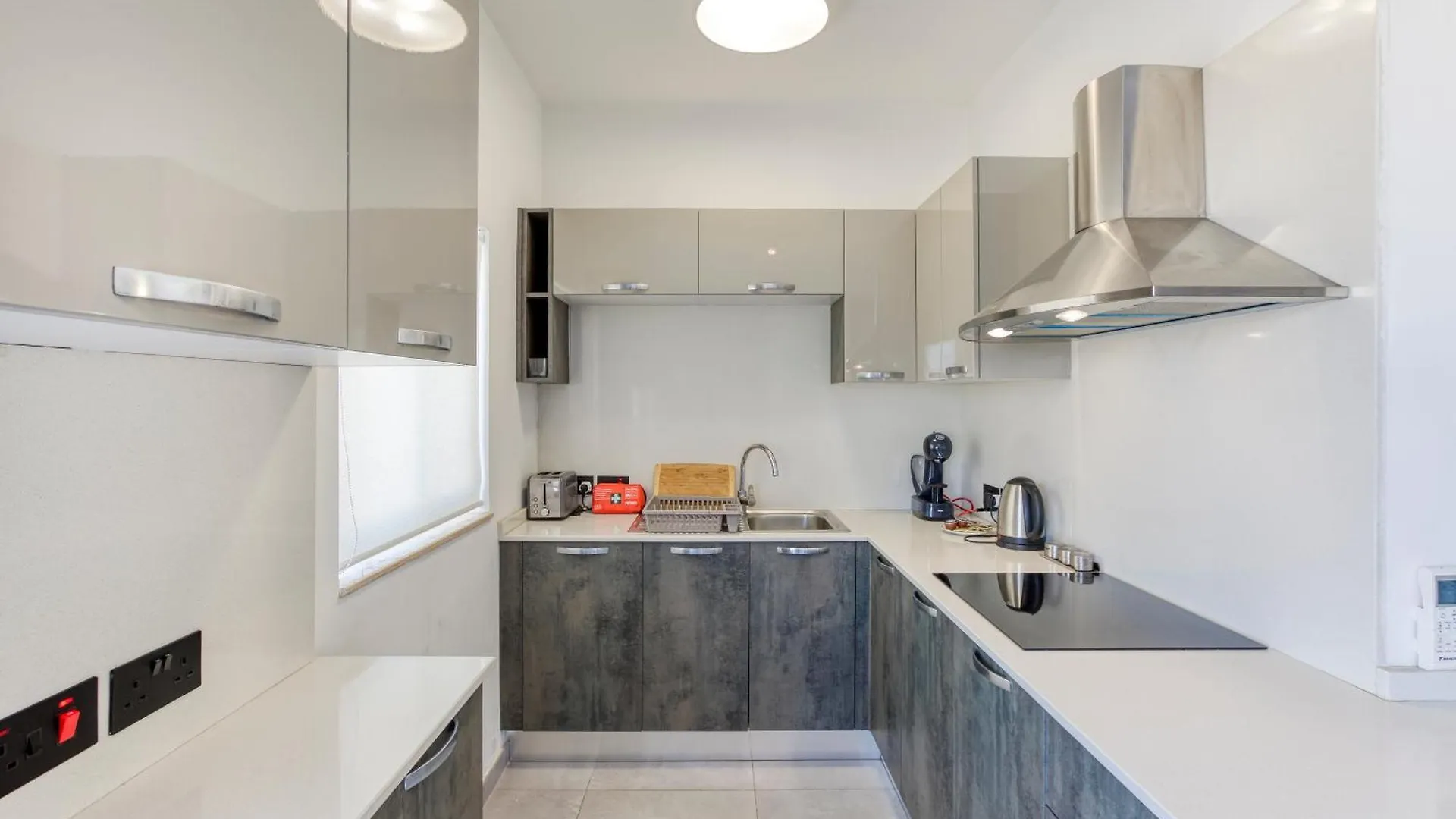 Annitchka Mansions - Penthouse In Central Malta Birkirkara
