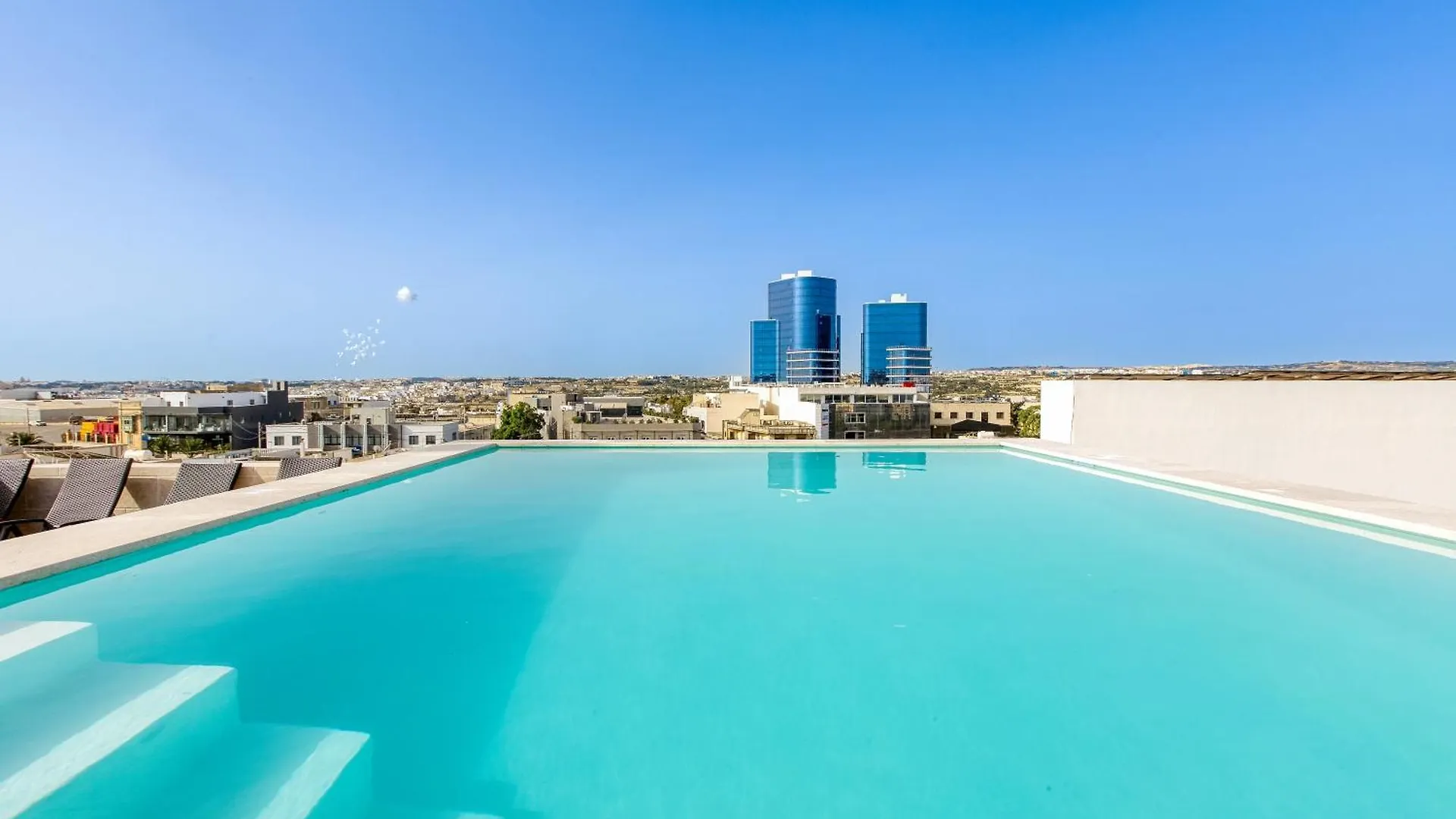 Annitchka Mansions - Penthouse In Central Malta Birkirkara Malta