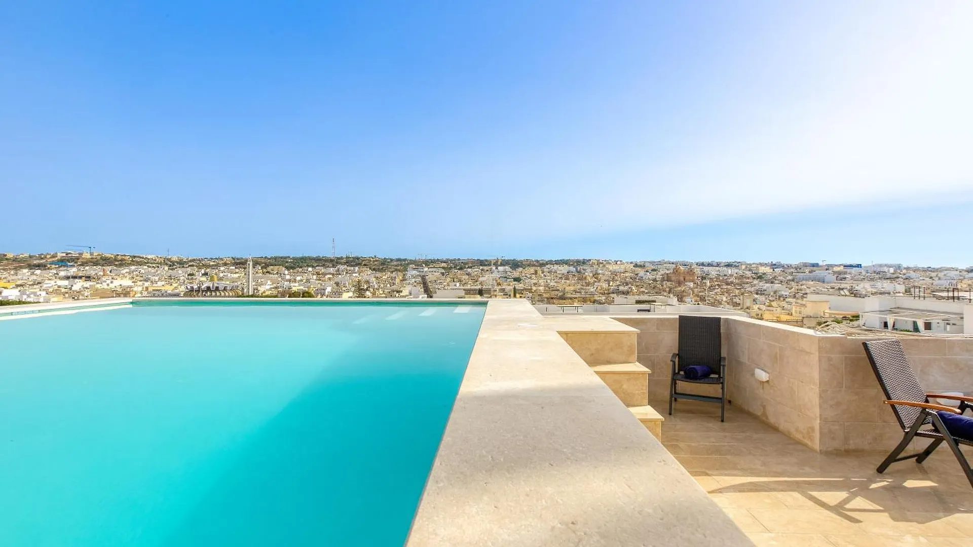 Apartment Annitchka Mansions - Penthouse In Central Malta Birkirkara